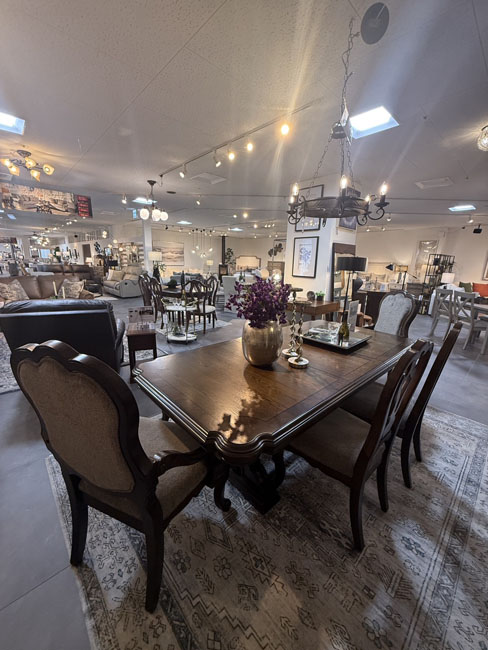 アシュレイホームストア横浜店へ見学に行ってきました。